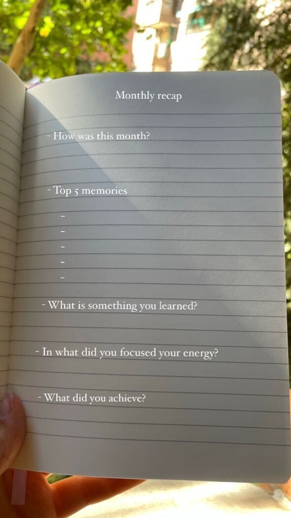 📌 🖇️ stay inspired all year long: Mindfulness Journal Ideas for Daily Practice