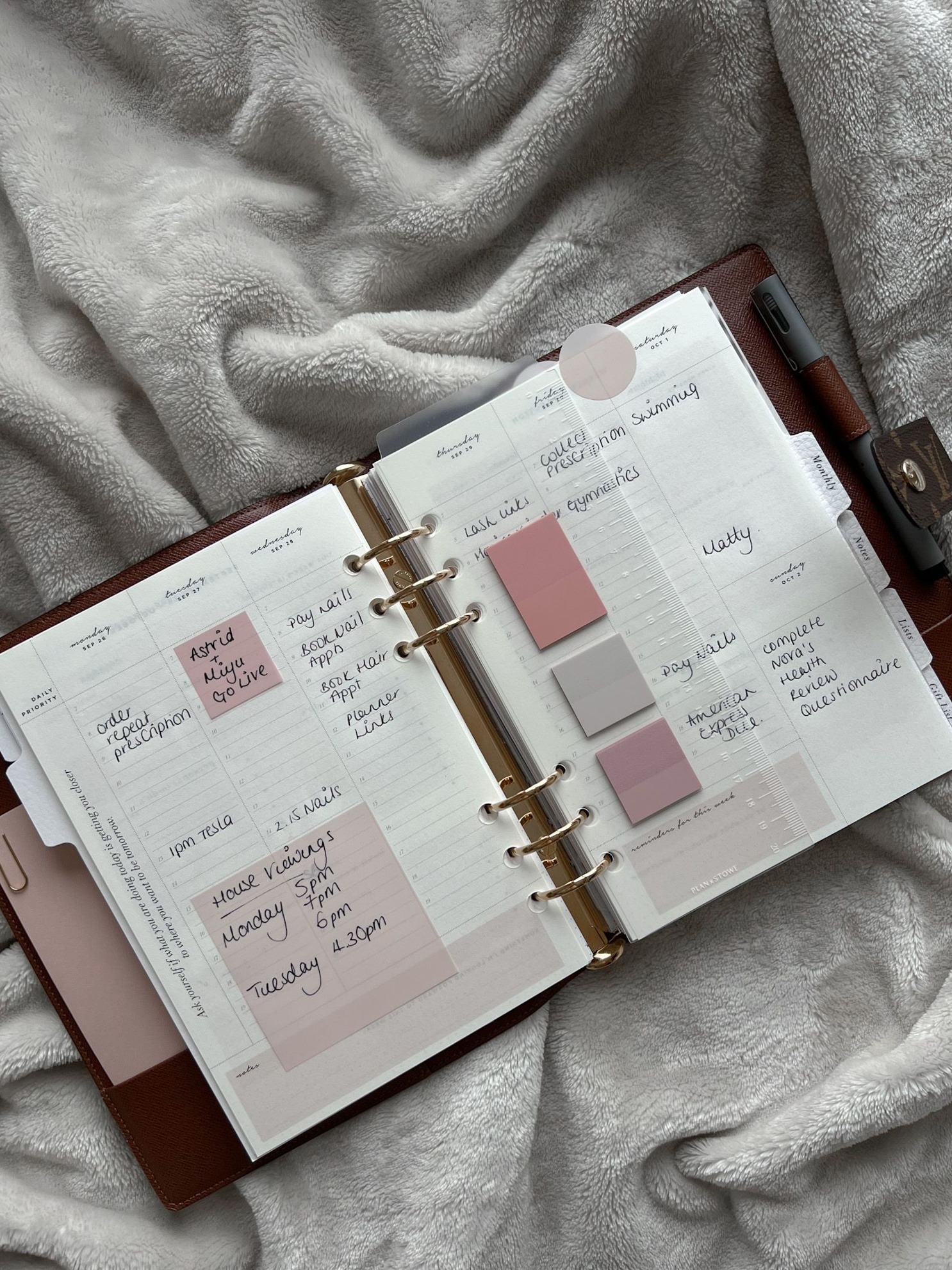 📍 💎 stay inspired all year long: A5 Louis Vuitton Agenda Planner Setup
