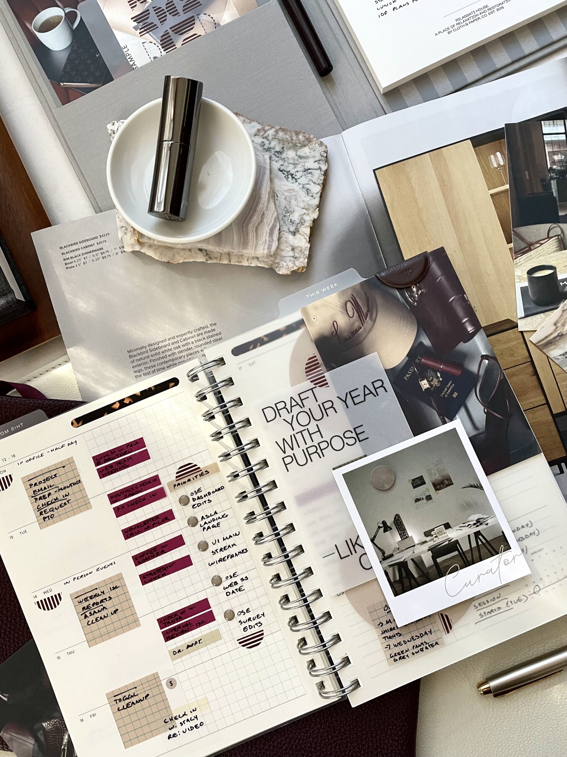 💍 💍 stay inspired all year long: Luxe Burgundy Weekly Planner Spread